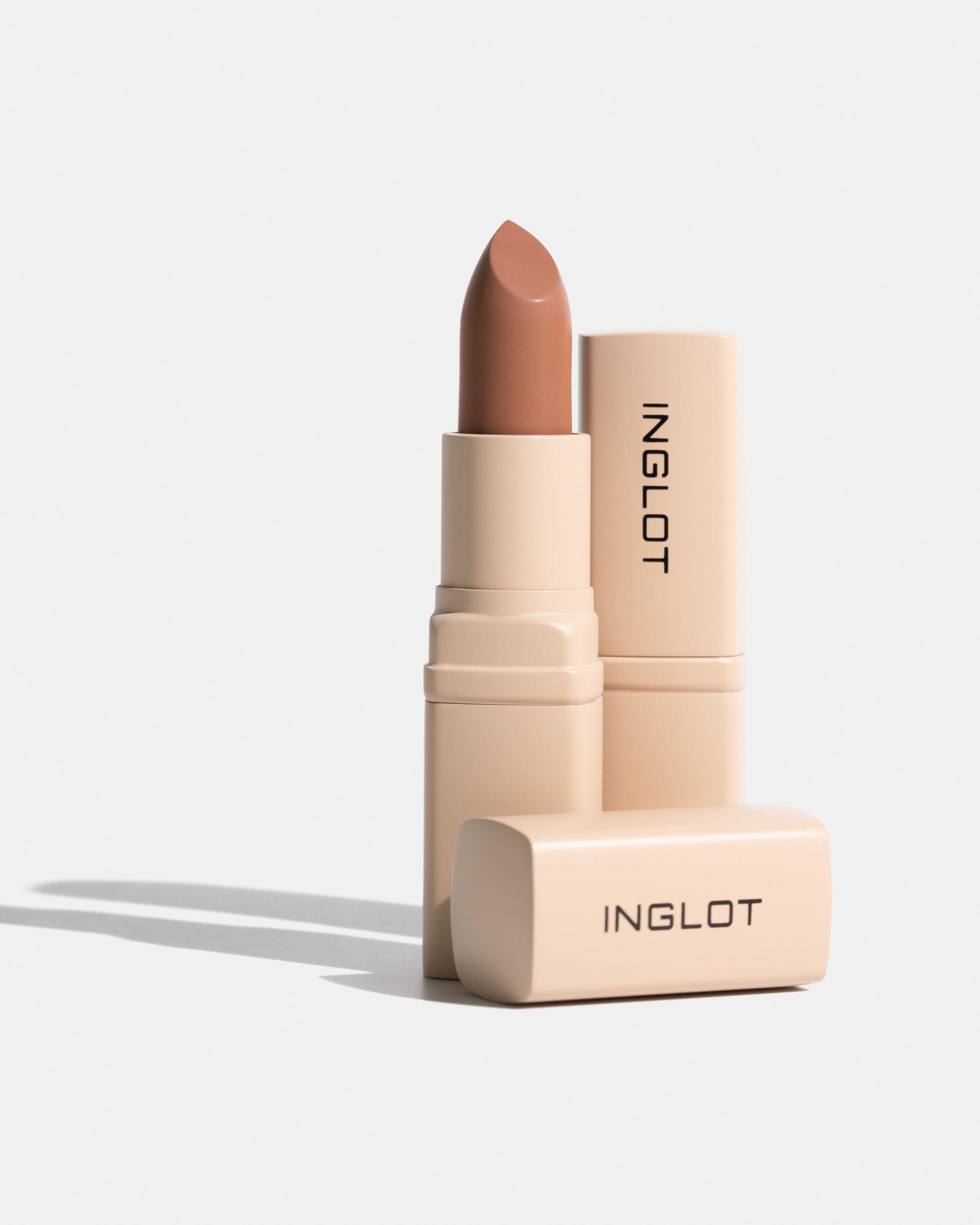 Губная помада Creamy Soft Classic Nude 501